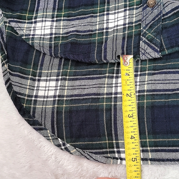 Abercrombie & Fitch Flannel - Picture 9 of 10